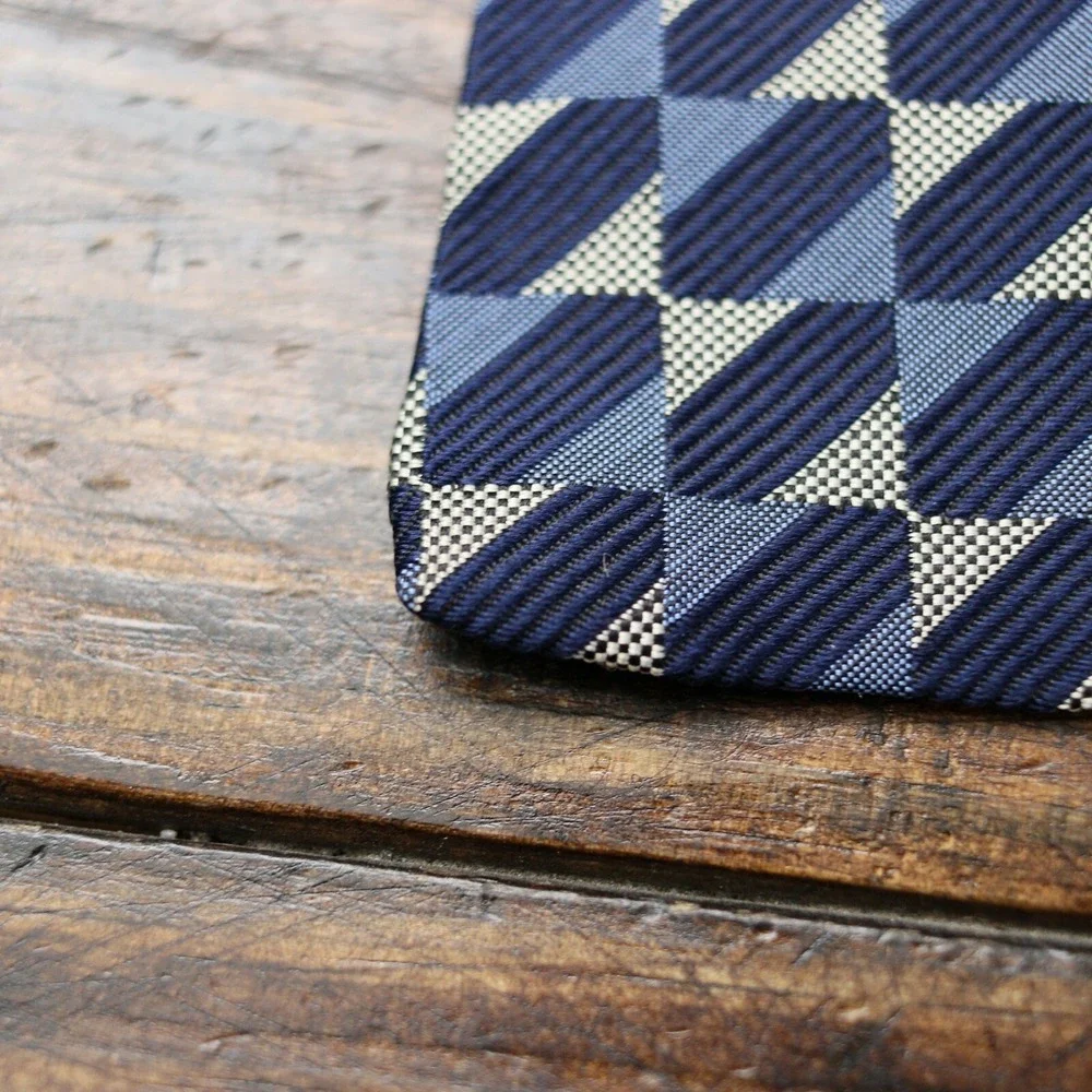 VTG Jos A‎ Bank Premier Collection Men's Neck Tie Silk - Abstract